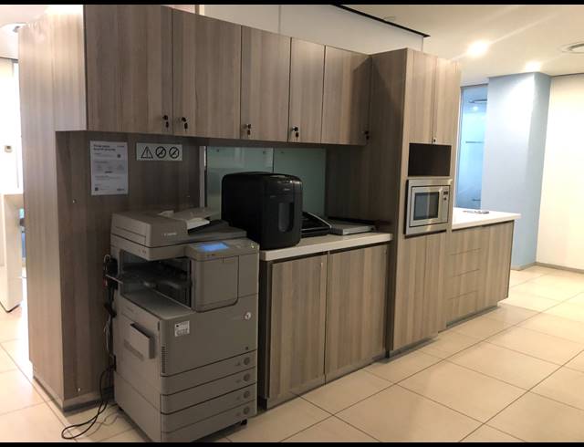 1,371M² OFFICE TO LET IN ROSEBANK